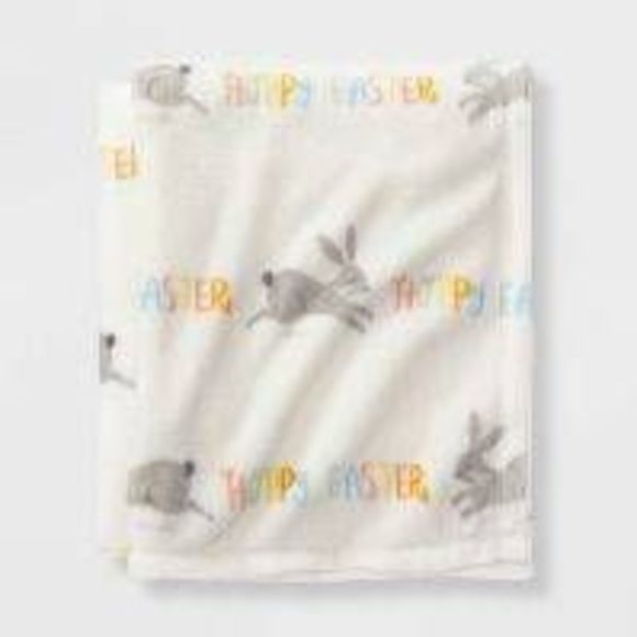 Hoppy Easter Throw Blanket Cream - Picture 1 of 3